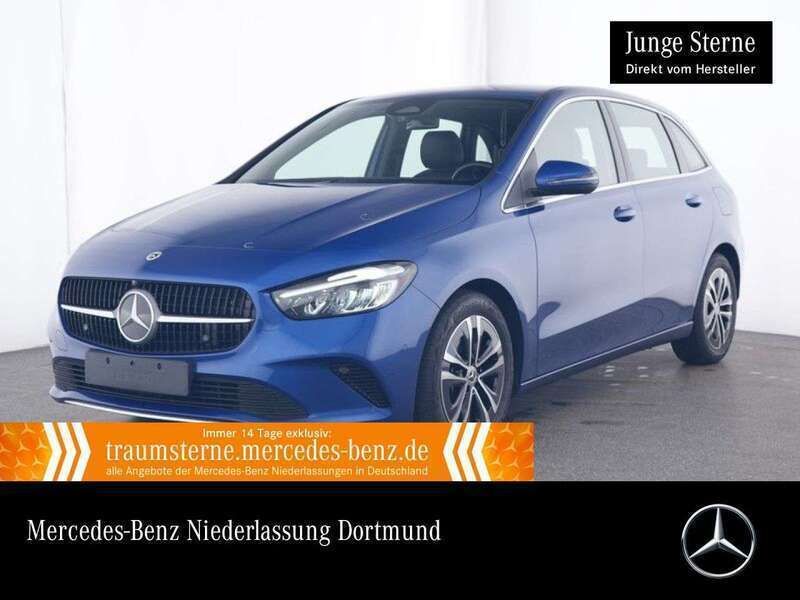 Blau Gebraucht 2024 Mercedes B200 Progressive Van / Kleinbus | 31.790 € (Fairer Preis) - Bild 1/3