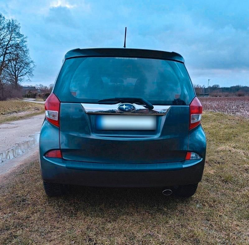 Gebraucht Subaru Trezia Comfort 90 PS (66 kW) 2012 Grau Kleinwagen