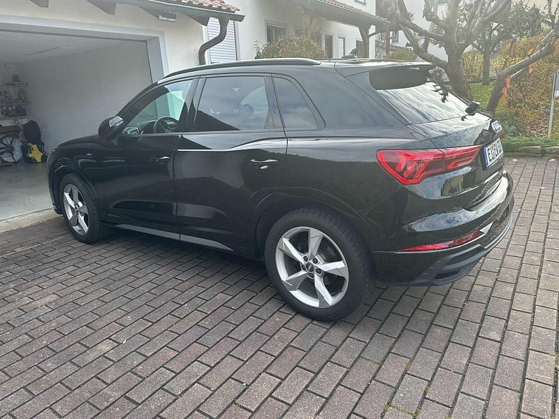 Gebraucht Audi Q3 S-Line 150 PS (110 kW) 2023 Schwarz SUV