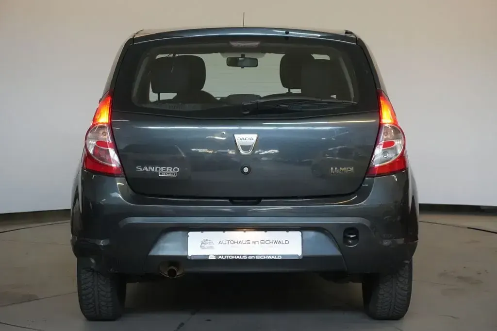 Gebraucht Dacia Sandero Lauréate 75 PS (55 kW) 2008 Grau Kleinwagen