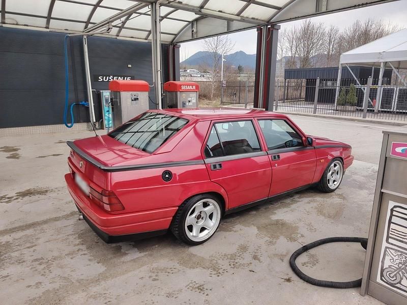 Usata Alfa Romeo 75 1992 Rosso Berlina