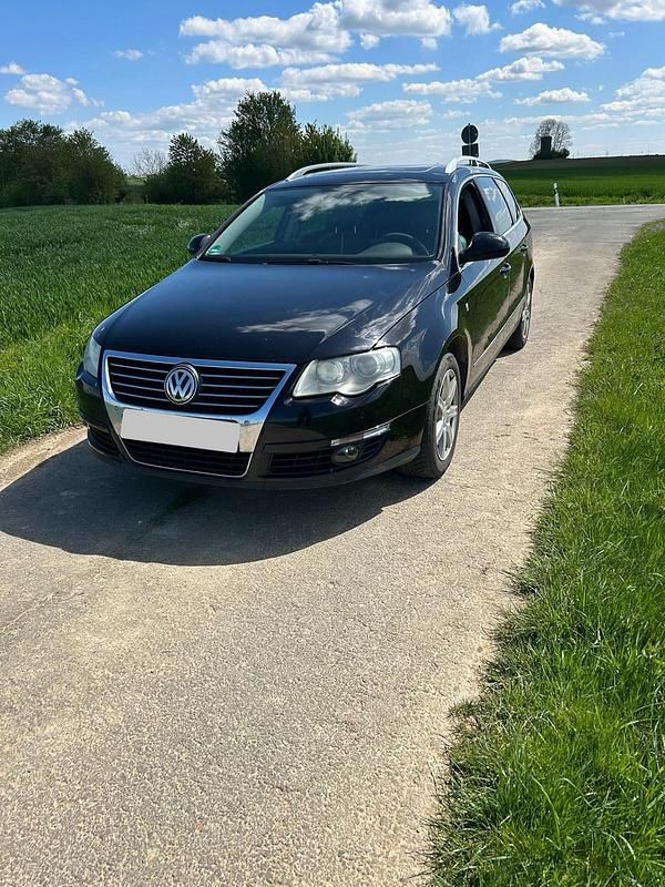 Schwarz Gebraucht 2007 VW Passat Kombi | 2.100 € (Superpreis) - Bild 1/4