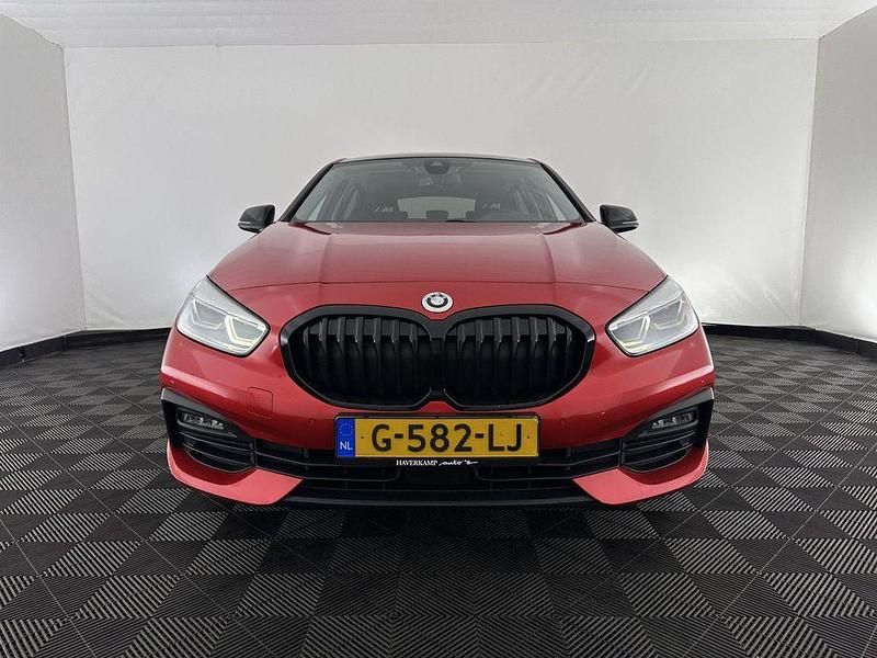 Gebraucht BMW 116 Executive 116 PS (85 kW) 2019 Rot Kleinwagen