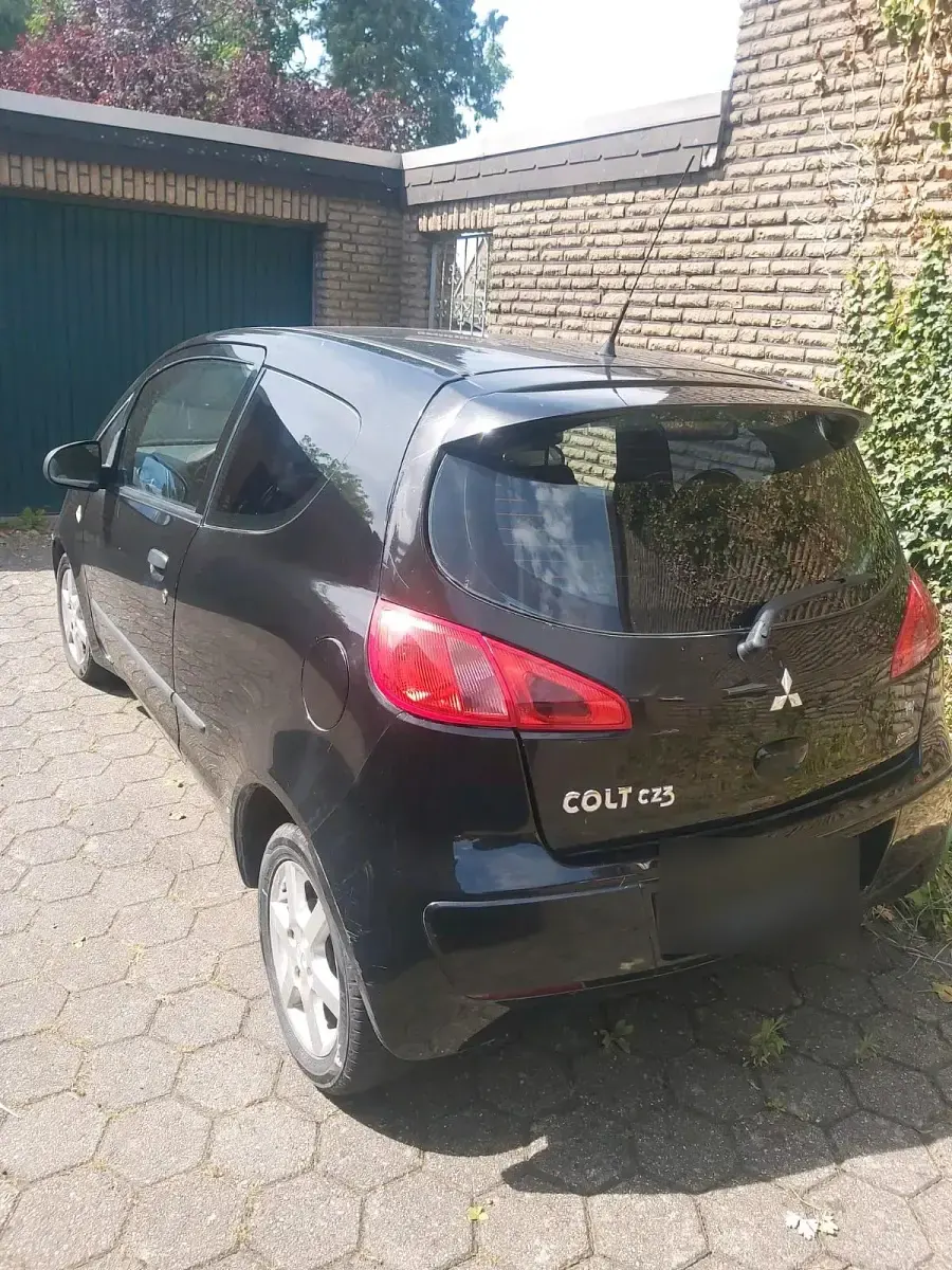 Gebraucht Mitsubishi Colt 95 PS (69 kW) 2007 Schwarz Kleinwagen