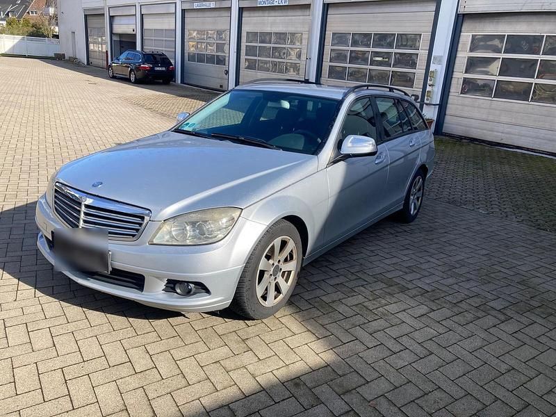 Silber Gebraucht 2007 Mercedes C200 Kombi | 1.500 € (Fairer Preis) - Bild 1/4