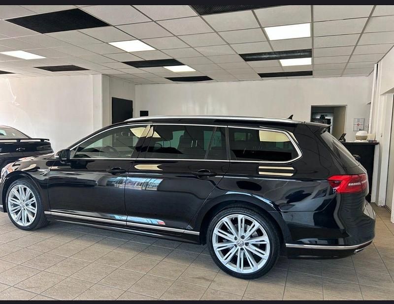 Gebraucht VW Passat R-line 239 PS (175 kW) 2015 Schwarz Kombi