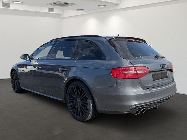 Gebraucht Audi A4 S-Line 190 PS (139 kW) 2014 Purple (monsungrau) Kombi
