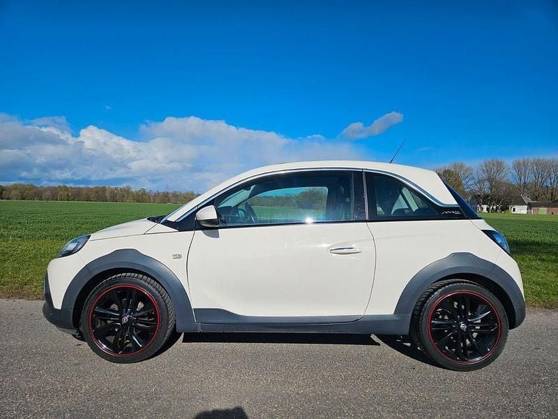 Gebraucht Opel Adam Rocks Rocks 69 PS (50 kW) 2015 Weiß Kleinwagen