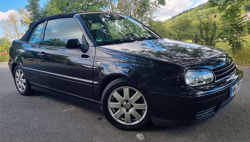 Gebraucht VW Golf Cabriolet Trendline 116 PS (85 kW) 2001 Schwarz Cabrio