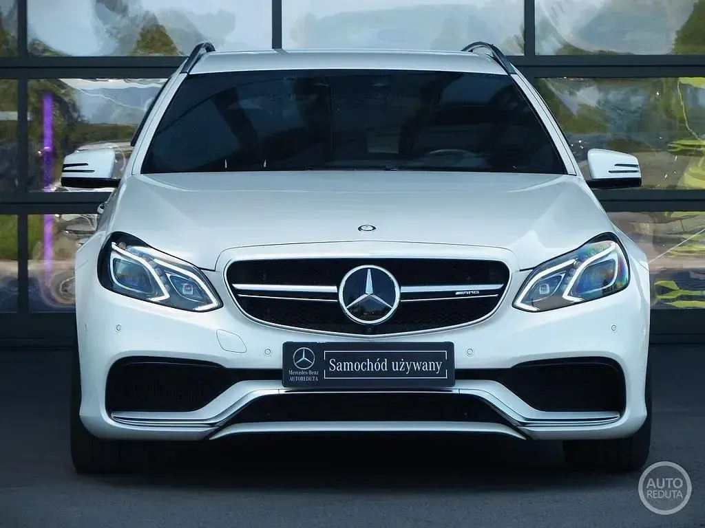 Gebraucht Mercedes E63S AMG AMG 585 PS (430 kW) 2014 Weiß Limousine