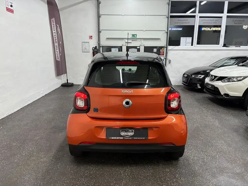 Usata Smart ForFour Electric Drive 60 kW (82 CV) 2018 Arancione Berlina