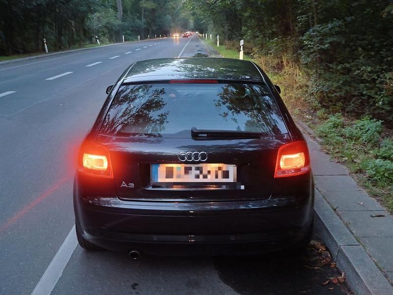 Gebraucht Audi A3 102 PS (75 kW) 2005 Schwarz Limousine