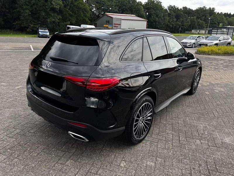 Gebraucht Mercedes GLC220 AMG line 197 PS (144 kW) 2024 Schwarz SUV
