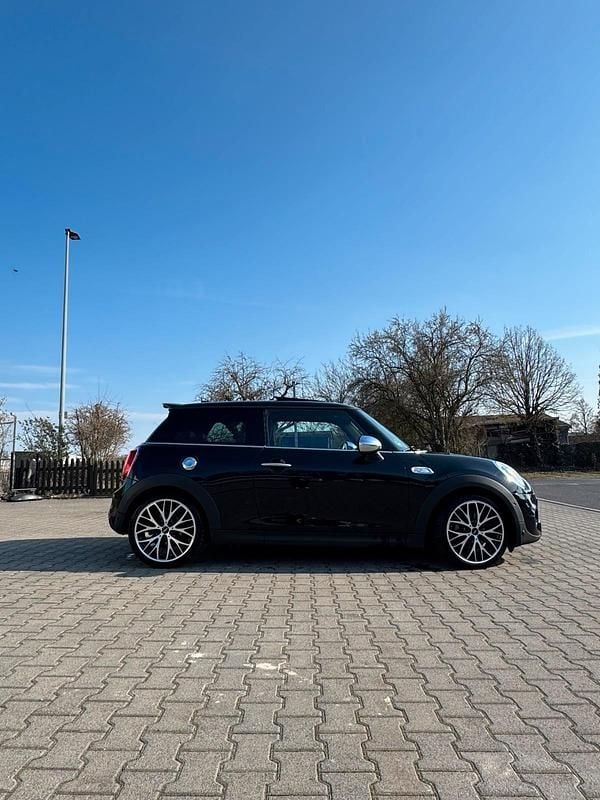 Gebraucht Mini Cooper S Sport 192 PS (141 kW) 2014 Schwarz Kleinwagen