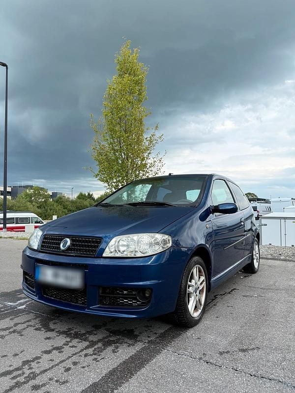 Blau Gebraucht 2003 Fiat Punto Sport Kleinwagen | 1.199 € (Guter Preis) - Bild 1/4