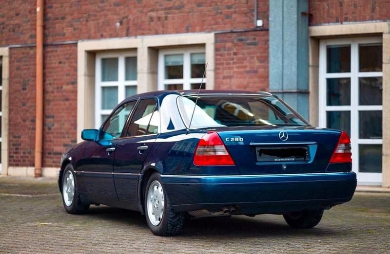 Gebraucht Mercedes C280 Elegance 197 PS (144 kW) 1995 Blau Limousine