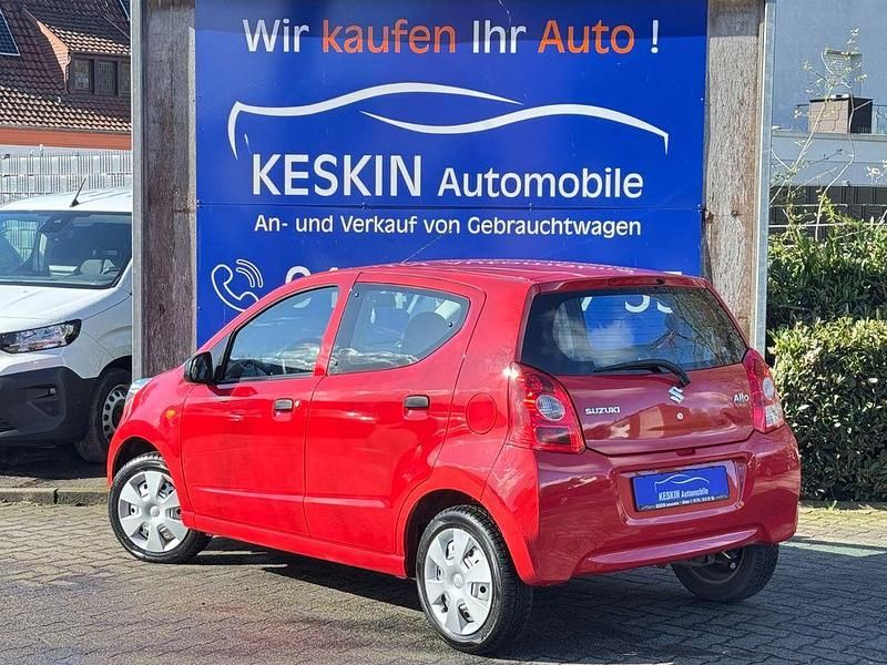 Gebraucht Suzuki Alto 68 PS (50 kW) 2010 Rot Kleinwagen