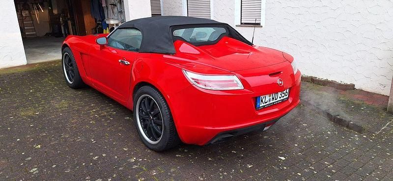 Gebraucht Opel GT 264 PS (194 kW) 2008 Rot Cabrio