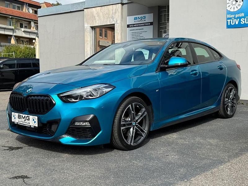 Blau Gebraucht 2023 BMW 218 M Sport Coupé | 27.890 € (Fairer Preis) - Bild 1/4