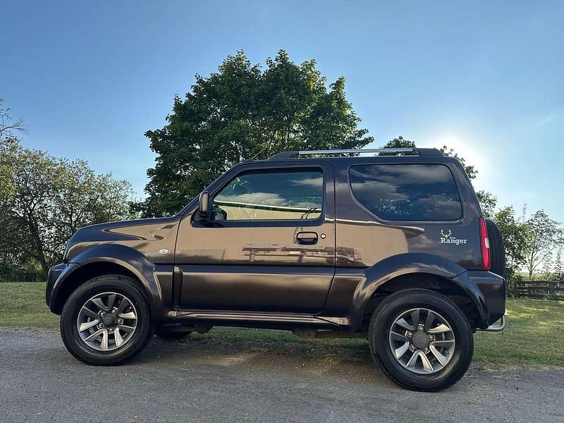 Gebraucht Suzuki Jimny Comfort+ 86 PS (63 kW) 2016 Grün SUV