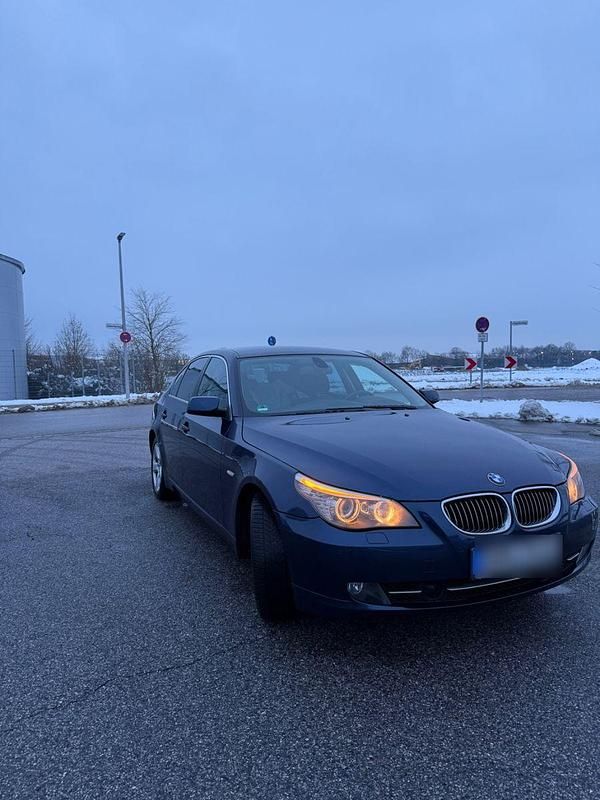 Gebraucht BMW 530 Performance 235 PS (172 kW) 2007 Blau Limousine