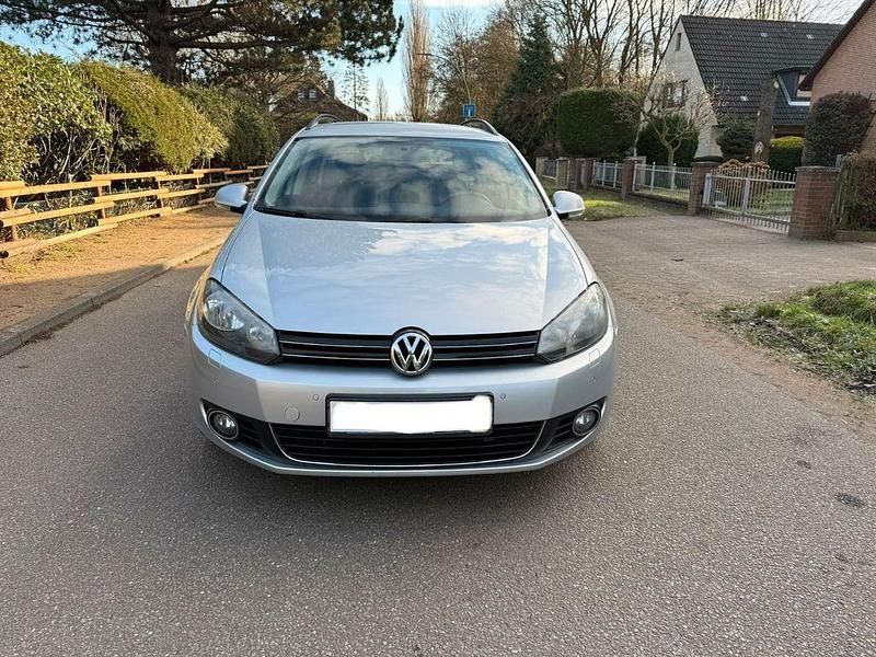Silber Gebraucht 2011 VW Golf VI Highline Kleinwagen | 4.150 € (Guter Preis) - Bild 1/4
