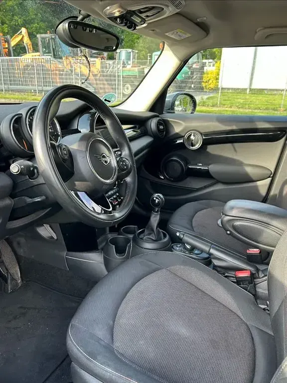 Gebraucht Mini ONE 102 PS (75 kW) 2020 Grau Kleinwagen