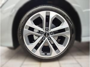 Gebraucht Audi A3 150 PS (110 kW) 2026 Grau (pfeilgrau perleffekt/pfeilgrau perleffekt) Limousine