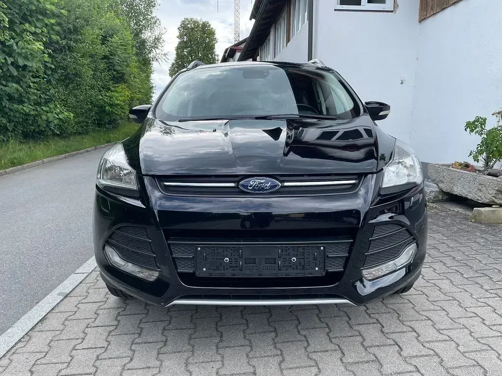 Gebraucht Ford Kuga SYNC Edition 150 PS (110 kW) 2016 Schwarz SUV