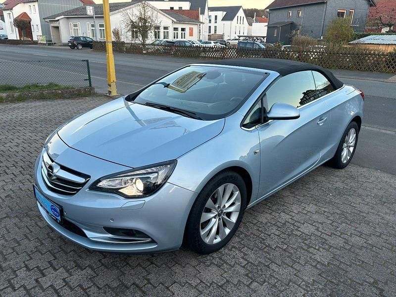 Gebraucht Opel Cascada Innovation 140 PS (102 kW) 2016 Silber Cabrio