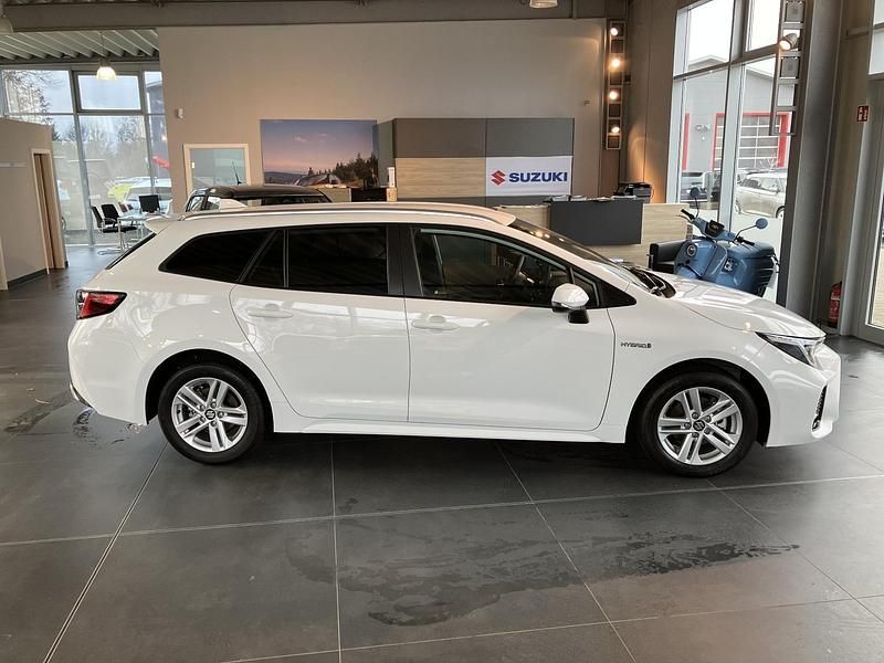 Gebraucht Suzuki Swace Comfort+ 98 PS (72 kW) 2025 Weiß Kombi