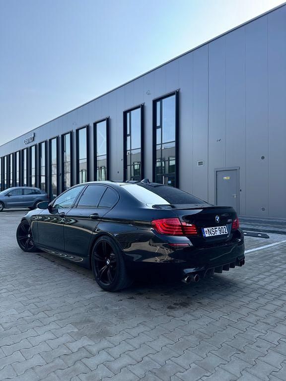 Gebraucht BMW M5 Sport Line 560 PS (411 kW) 2013 Schwarz Limousine