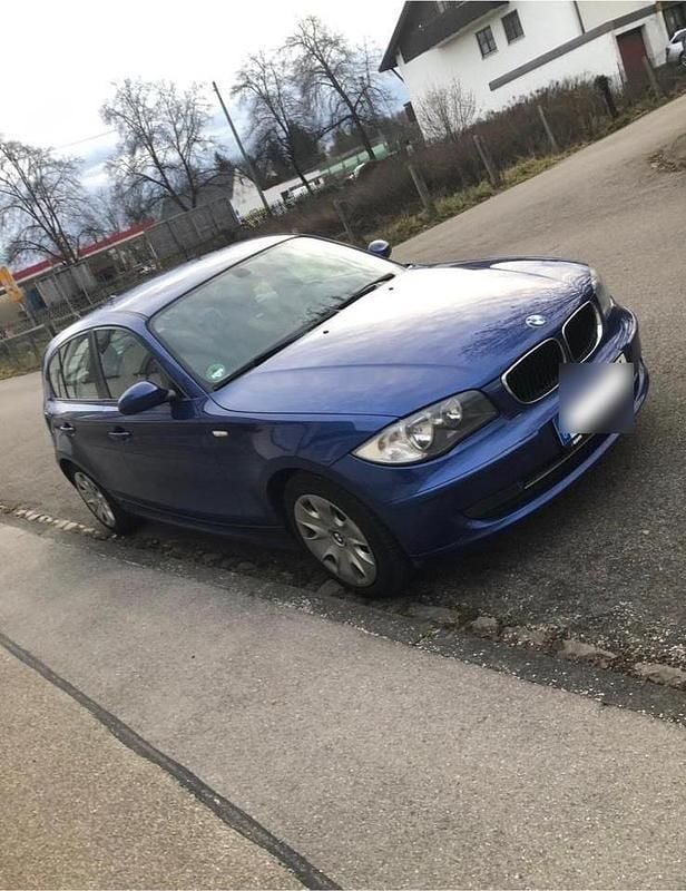 Blau Gebraucht 2008 BMW 116 Kleinwagen | 5.799 € - Bild 1/4