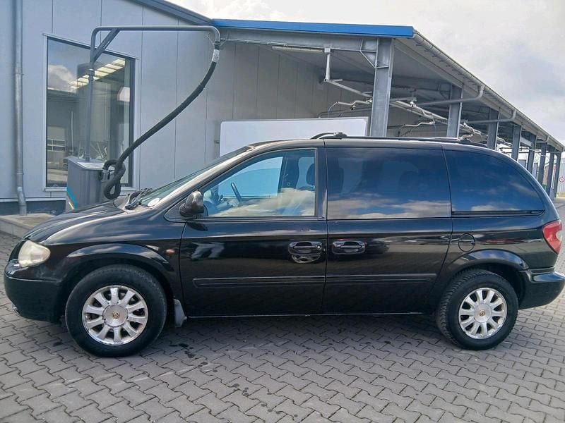 Gebraucht Chrysler Voyager 150 PS (110 kW) 2006 Schwarz Van / Kleinbus