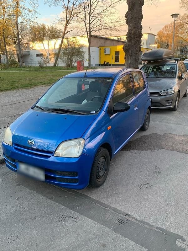Gebraucht Daihatsu Cuore 58 PS (42 kW) 2006 Blau Kleinwagen
