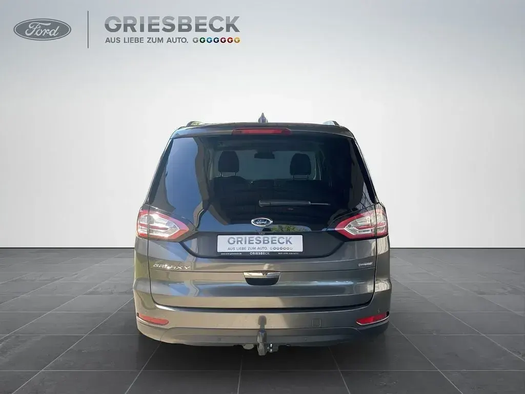 Gebraucht Ford Galaxy Titanium 190 PS (139 kW) 2023 Magneticgrau (metallic) Van / Kleinbus