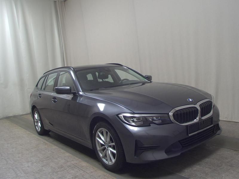 Gebraucht BMW 320 Advantage 190 PS (139 kW) 2020 Grau Kombi