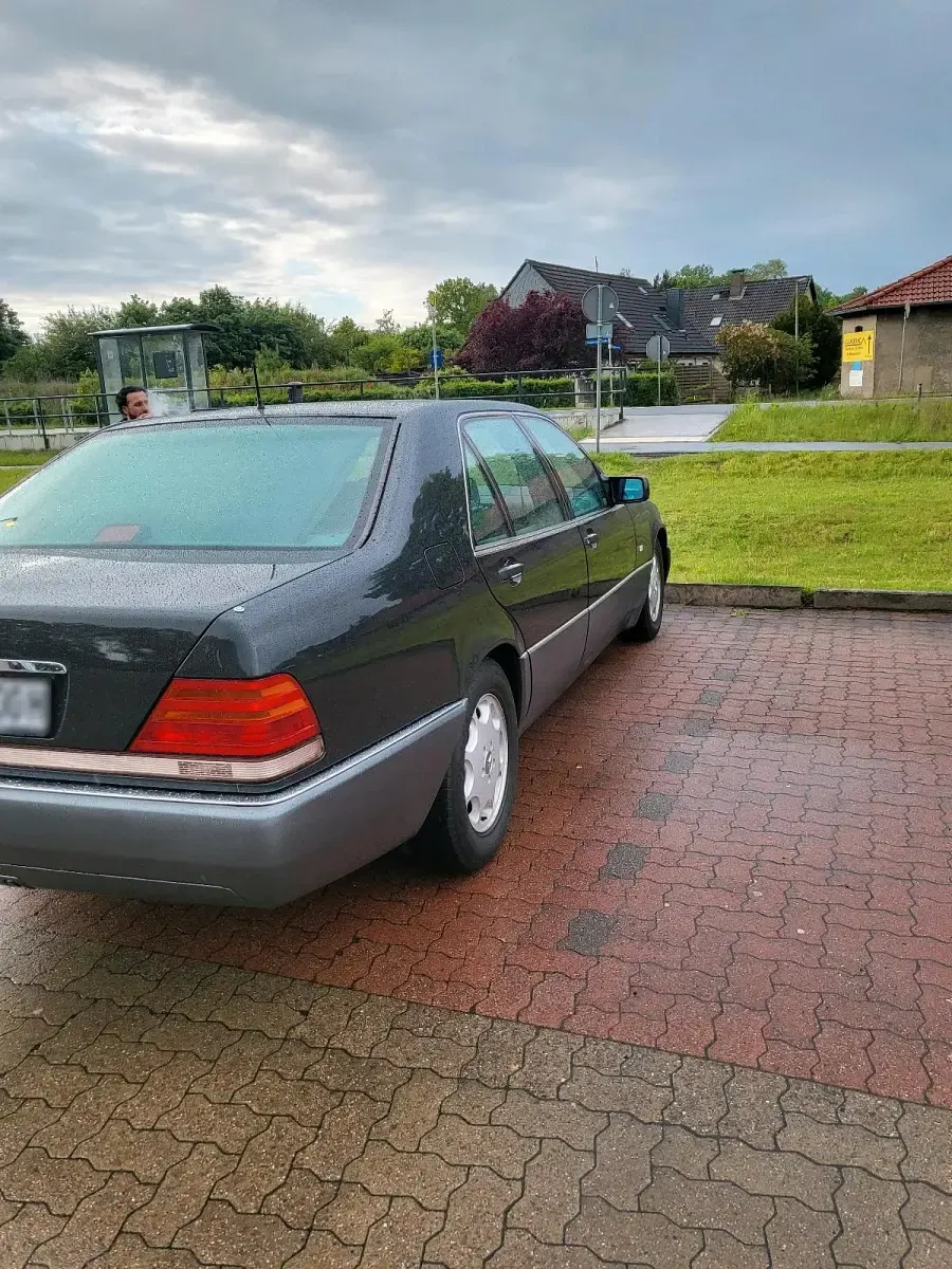 Gebraucht Mercedes 500 326 PS (239 kW) 1992 Andere farben Limousine