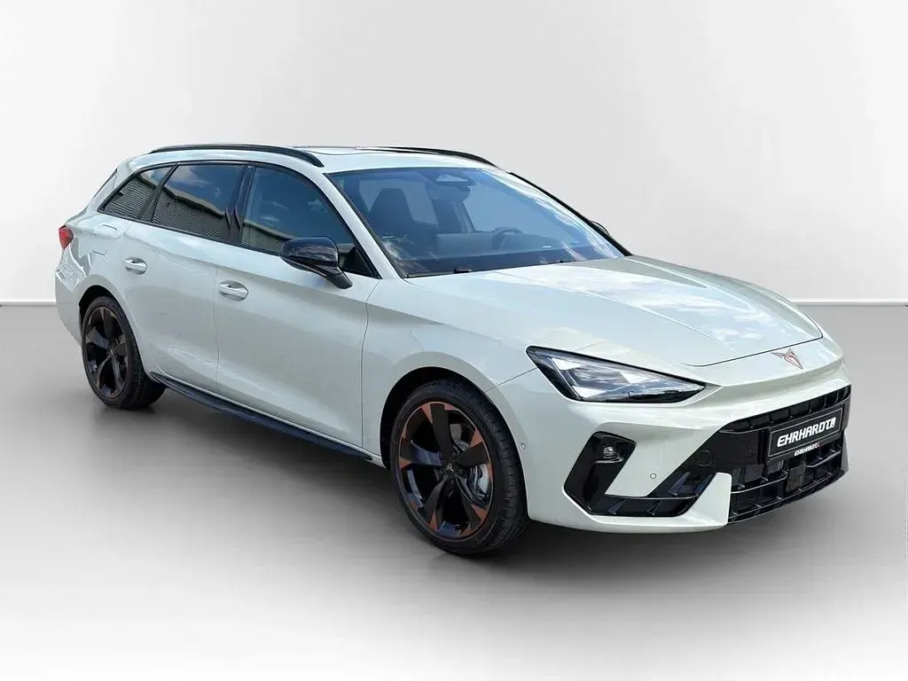 Neu Cupra Leon 204 PS (150 kW) 2026 Grau Limousine