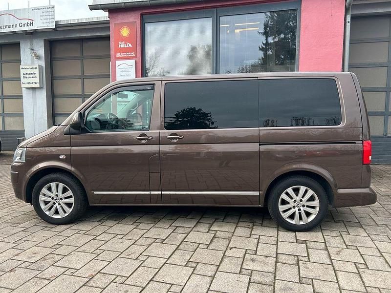Gebraucht VW Multivan Highline 179 PS (131 kW) 2015 Van / Kleinbus