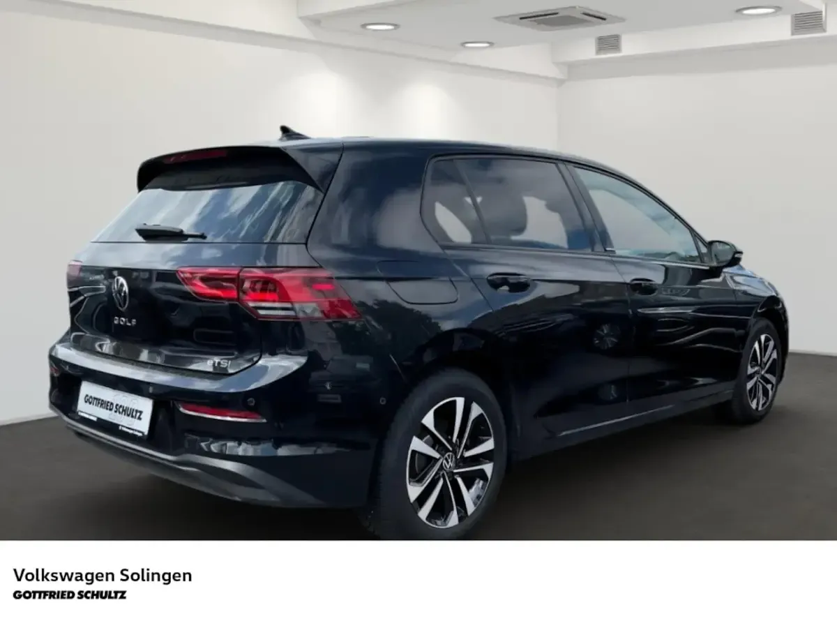 Gebraucht VW Golf VII United 150 PS (110 kW) 2021 Kleinwagen