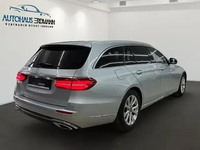 Occasion Mercedes E220 Exclusive 194 ch (142 kW) 2018 Argent Berline