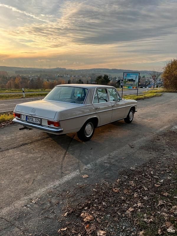 Gebraucht Mercedes W114 95 PS (69 kW) 1972 Limousine