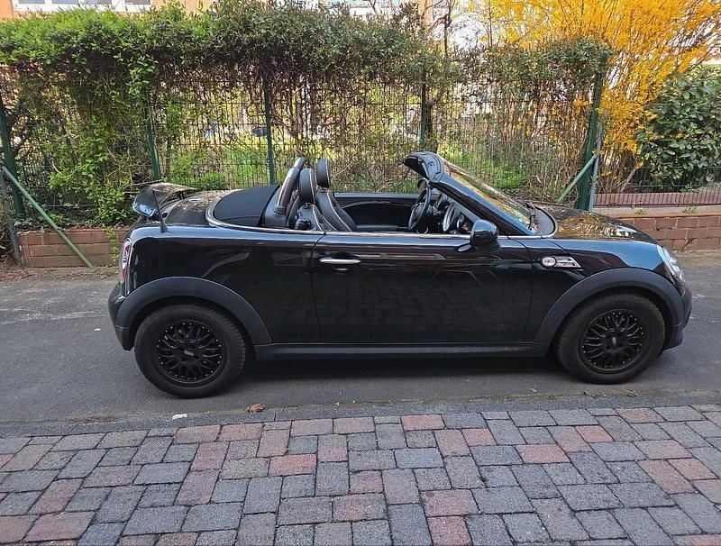 Second-hand Mini Cooper Roadster 122 CP (89 kW) 2013 Negru Cabrio