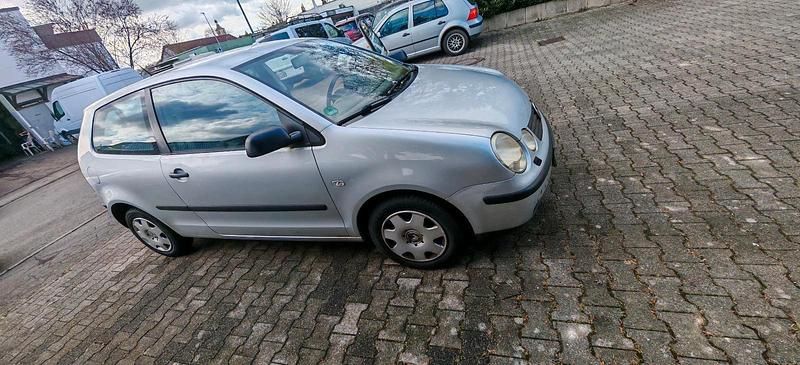 Gebraucht VW Polo 55 PS (40 kW) 2005 Grau Kleinwagen