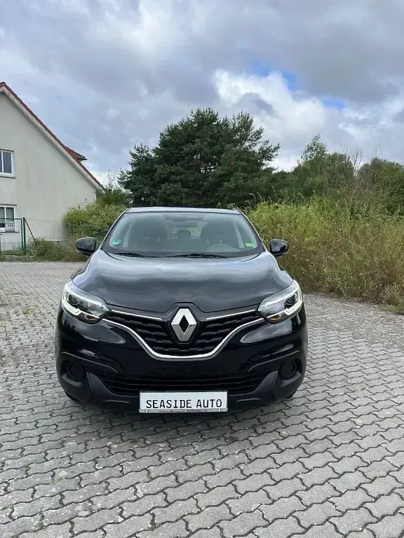 Gebraucht Renault Kadjar Life 131 PS (96 kW) 2015 Schwarz SUV
