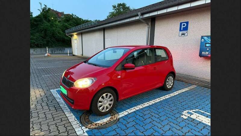Rot Gebraucht 2012 Skoda Citigo Ambition Kleinwagen | 2.750 € (Superpreis) - Bild 1/4