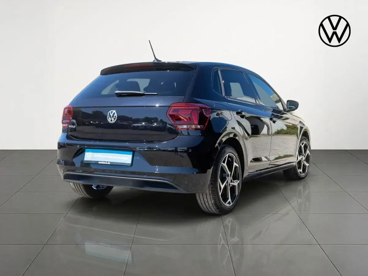 Gebraucht VW Polo Highline 95 PS (69 kW) 2018 Schwarz Kleinwagen