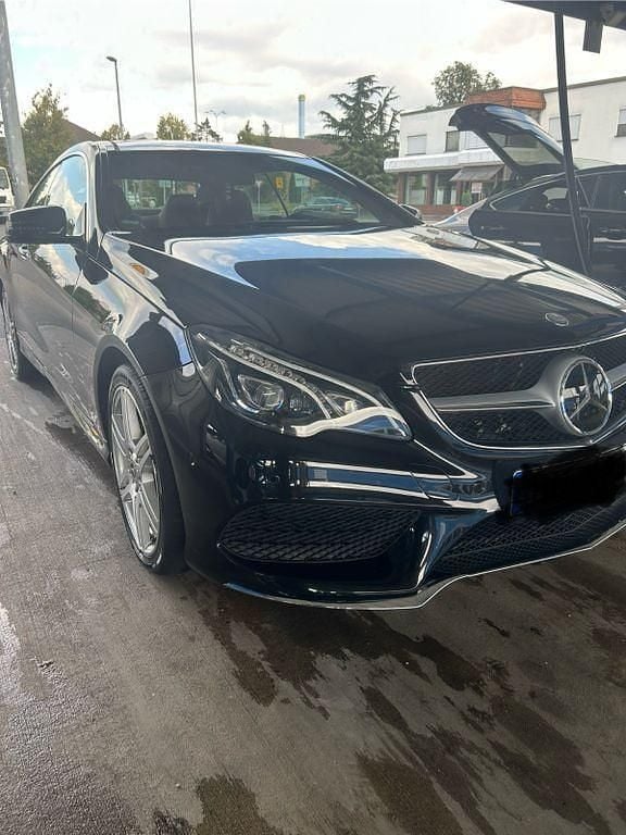 Schwarz Gebraucht 2015 Mercedes E200 Sport Edition Coupé | 19.900 € (Fairer Preis) - Bild 1/4