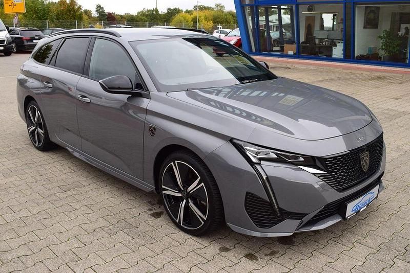 Grau Gebraucht 2024 Peugeot 308 Kombi | 24.980 € (Superpreis) - Bild 1/4